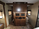 2015 Venture RV SportTrek Photo #29