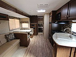 2015 Venture RV SportTrek Photo #7