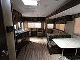 2015 Venture RV SportTrek Photo #8