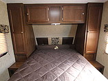 2015 Venture RV SportTrek Photo #10
