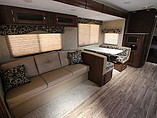 2015 Venture RV SportTrek Photo #20