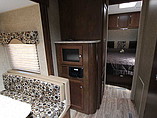 2015 Venture RV SportTrek Photo #22