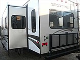2015 Venture RV SportTrek Photo #3