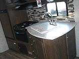 2015 Venture RV SportTrek Photo #11
