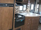 2015 Venture RV SportTrek Photo #12