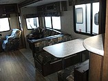 2015 Venture RV SportTrek Photo #14