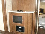 2015 Venture RV SportTrek Photo #17