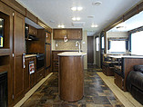 2014 Venture RV SportTrek Photo #9