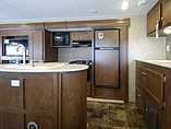 2014 Venture RV SportTrek Photo #11
