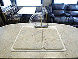 2014 Venture RV SportTrek Photo #17