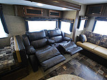 2014 Venture RV SportTrek Photo #23