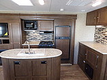 2015 Venture RV SportTrek Photo #7