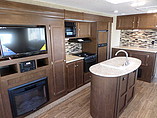 2015 Venture RV SportTrek Photo #6