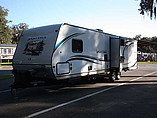 2015 Venture RV SportTrek Photo #11