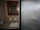 2015 Venture RV SportTrek Photo #23
