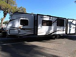 2015 Venture RV SportTrek Photo #4