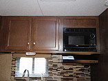 2015 Venture RV SportTrek Photo #28