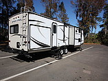 2015 Venture RV SportTrek Photo #6