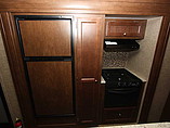 2015 Venture RV SportTrek Photo #14