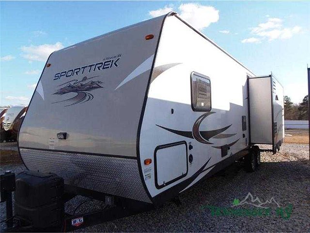 2015 Venture RV SportTrek Photo