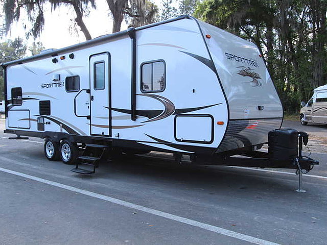 2015 Venture RV SportTrek Photo