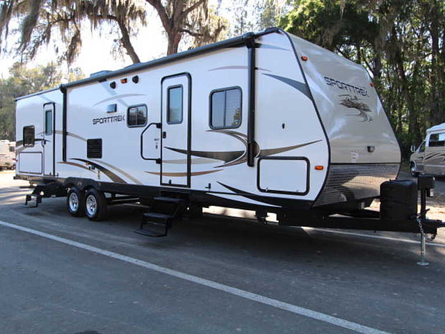 2015 Venture RV SportTrek Photo