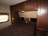 2015 Venture RV SportTrek Photo #16