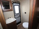 2015 Venture RV SportTrek Photo #17