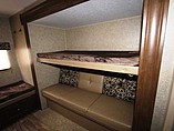 2015 Venture RV SportTrek Photo #24
