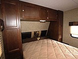 2015 Venture RV SportTrek Photo #11
