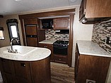 2015 Venture RV SportTrek Photo #29