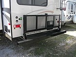 2015 Venture RV SportTrek Photo #4