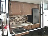 2015 Venture RV SportTrek Photo #7