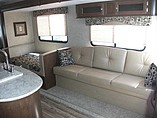 2015 Venture RV SportTrek Photo #12
