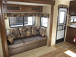 2015 Venture RV SportTrek Photo #11