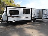 2015 Venture RV SportTrek Photo #4