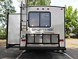 2015 Venture RV SportTrek Photo #6
