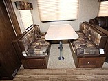 2015 Venture RV SportTrek Photo #23