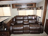 2015 Venture RV SportTrek Photo #24