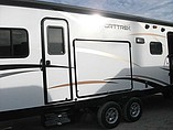 2015 Venture RV SportTrek Photo #5