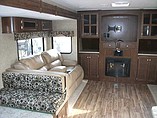 2015 Venture RV SportTrek Photo #13