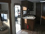 2015 Venture RV SportTrek Photo #18