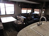 2015 Venture Venture Photo #7