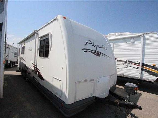 2005 Western RV Alpenlite Photo