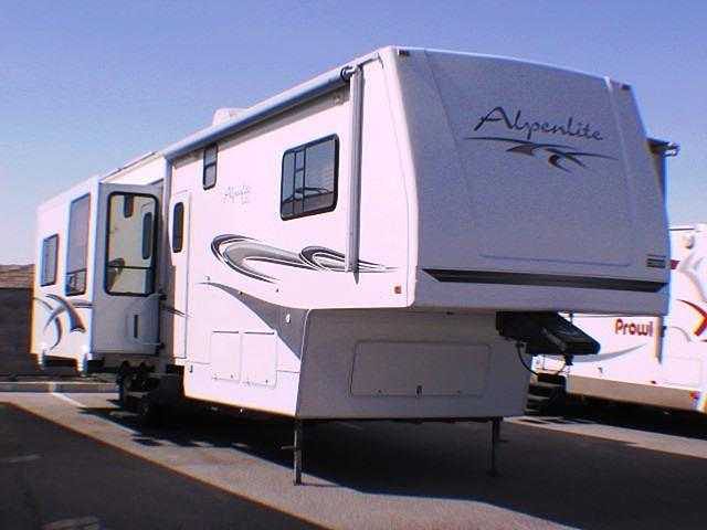 2005 Western RV Alpenlite Photo