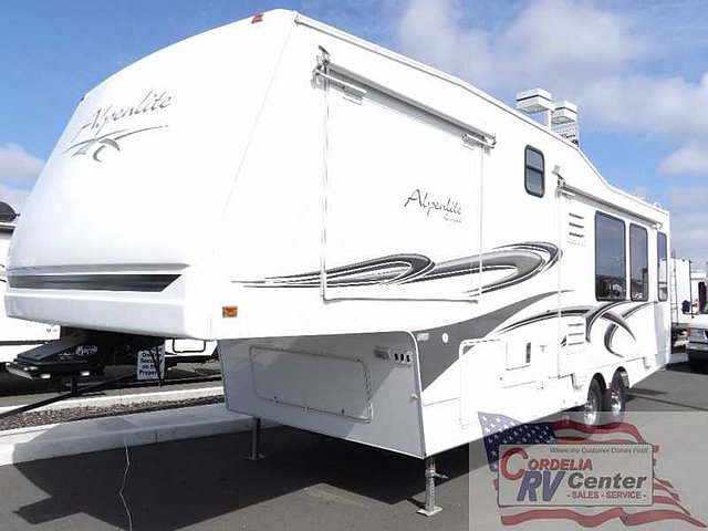 05 Western RV Alpenlite