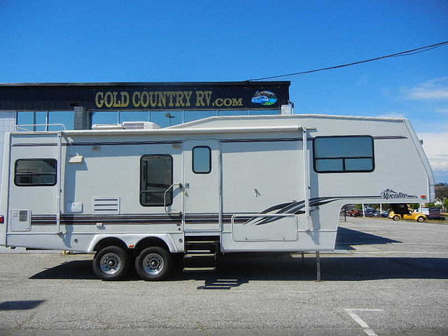 1997 Western RV Alpenlite Photo