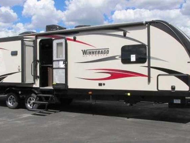 2016 Winnebago Photo