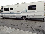 1995 Winnebago Adventurer Photo #7