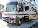 2000 Winnebago Adventurer Photo #1